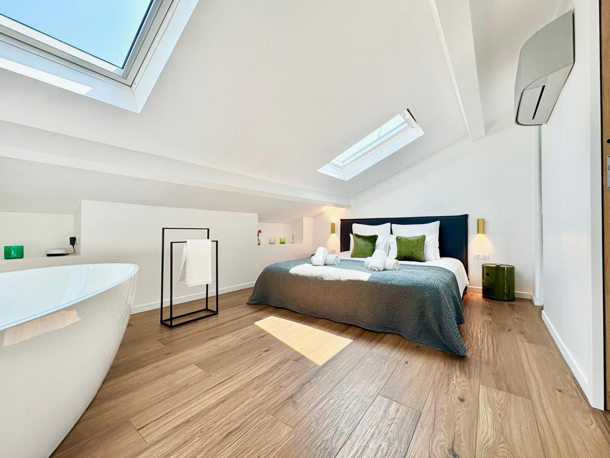 Apartamento Duplex En Plein Coeur De Cannes, 5 Min Walk To Croisette And Palais